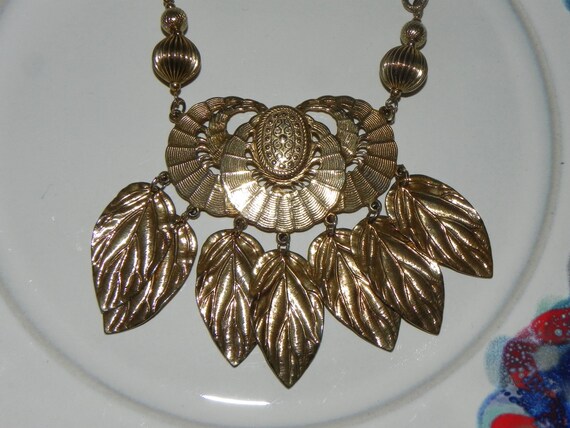 Vintage 70s Goldtone Pendant - image 2