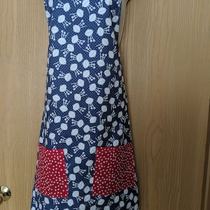 Ladies woman&#39;s full apron blue BBQ with red polka dot pockets and straps