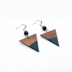 Hand-painted wood Earrings - Brown wood and black painting - Minimalist and geometric jewelry - Acrylic paint