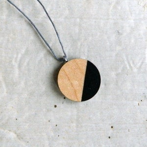 Unisex round pendant made of recycled Quebec wood (cherrywood) hand painted - BLACK - Durable eco-friendly pendant - cotton rope or chain