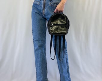 1990s Manager High Rise, Medium Wash Jeans With Chunky Zipper Closure