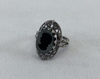 1980s Victorian Gothic Inspired Silver-Toned Filigree Ring With Black Cameo