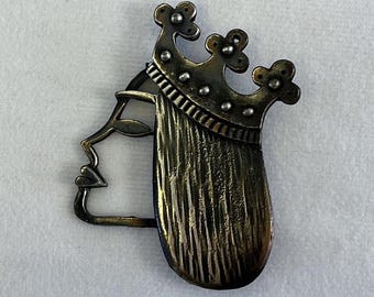 Broche de la Reina con escudo real plateado de los años 50 o 60