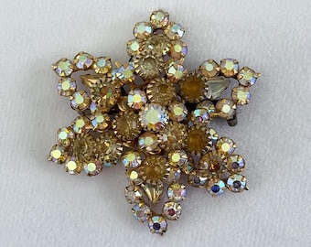 1950s or 1960s Mid Century Large Gold-Toned Flower Brooch With Aurora Borealis Rhinestones