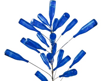 The "Unruly" Glass Bottle Tree by Cubby's!