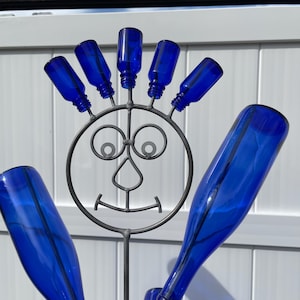 The “Don’t Worry, Be Happy” Bottle Tree by Cubby's!