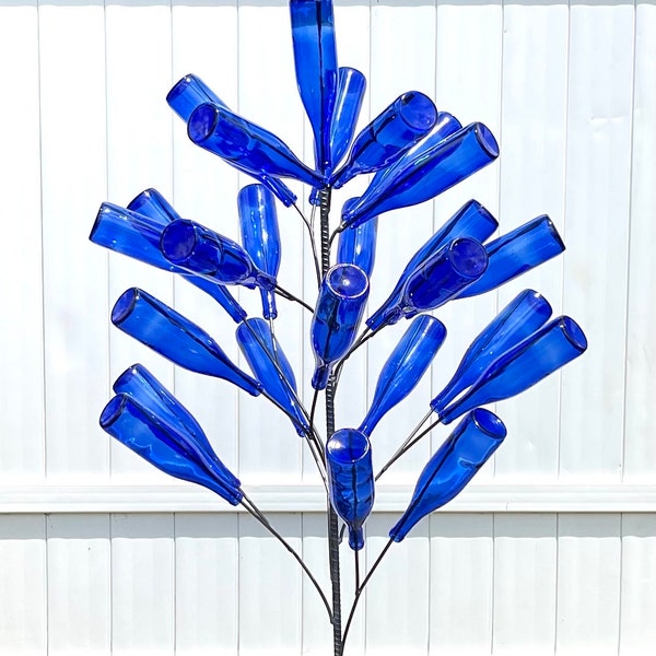 The "Show Off" Bottle Tree by Cubby's!