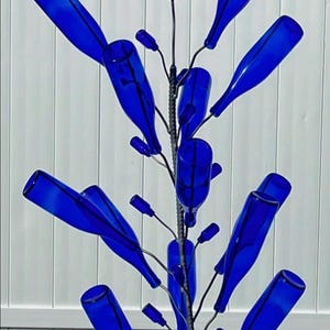 The “Twilight” Bottle Tree by Cubby's!