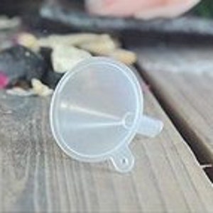 Small Plastic Funnels | Oil Candle Filling, 50mm, Set of 10
