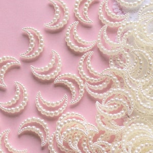 200 or 400 Pieces White 14mm Hollow Moon Flatback Pearls
