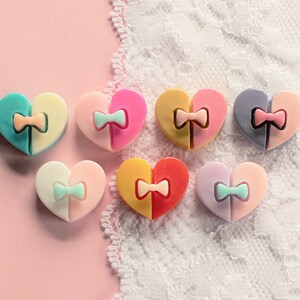 7 Pcs Two Color Retro Hearts with Bows in the Center Cabochons - 21x18mm