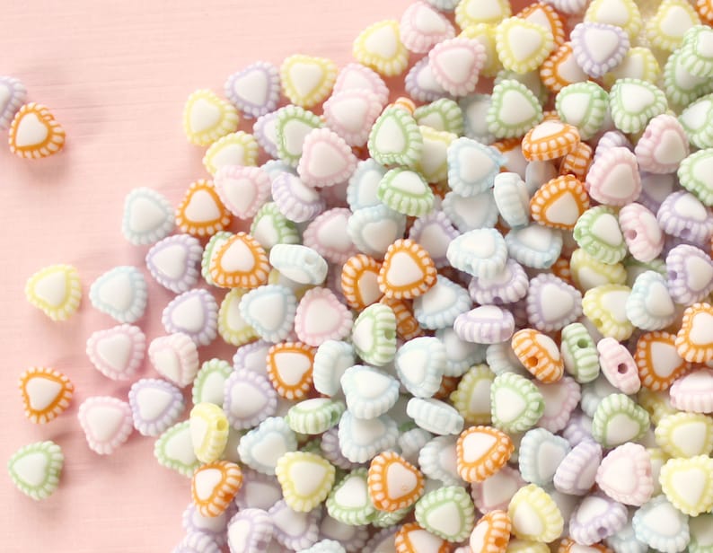 200 Pcs 6mm Pastel Lacy Heart Beads