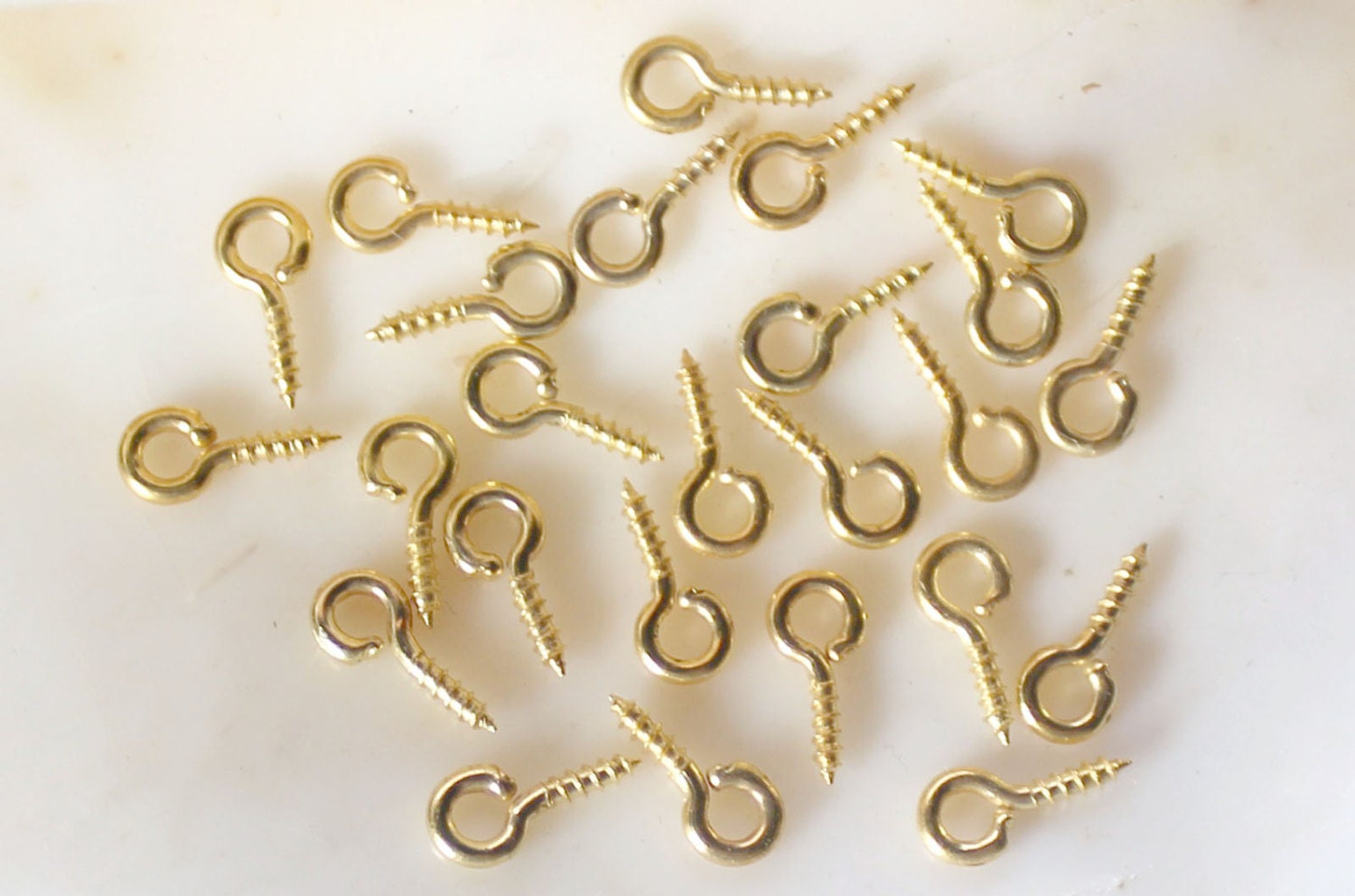 Eye Pin Bail Peg Pendants, 50Pcs 8x4mm Steel Mini Screw Eye Pin - Yahoo  Shopping