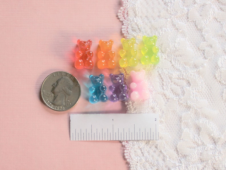 7 Pcs Assorted Realistic Gummy Bear Cabochons 17x10mm image 4