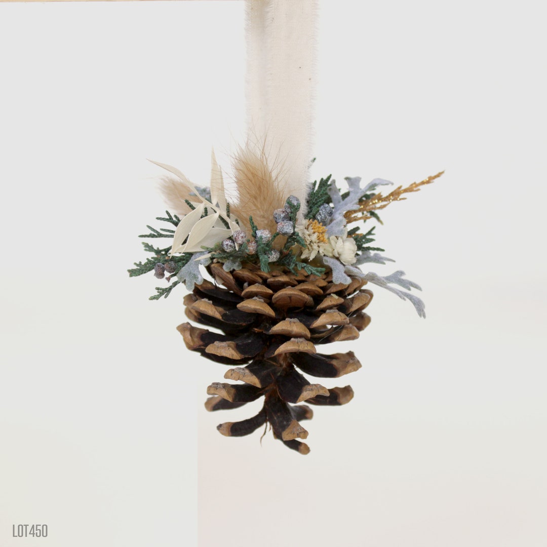 Dry Flower Christmas Tree Ornament, Hanging Pine Cone With Dried
