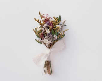 Wildflower Boho Boutonniere, Prom or Wedding Florals, Mixed Dry Flowers, Garden Wedding Flowers for Men