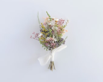 Wildflower Boho Boutonniere, Prom or Wedding Florals, Mixed Dry Flowers, Garden Wedding Flowers for Men