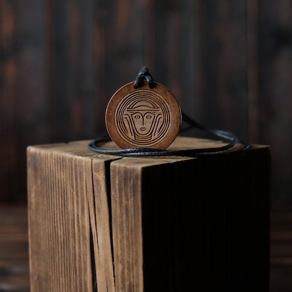 Idun Goddess Wooden Necklace , Round Solid Wood. Nordic/Norse Mythology Necklace. Idun Goddess Necklace/Pendant.