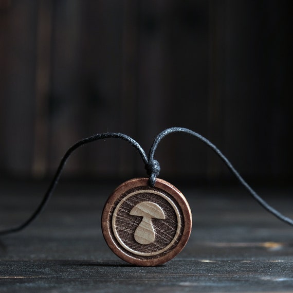 Mushroom Necklace-Forest Friends Necklace-Wooden Mushroom Necklace Pendant.