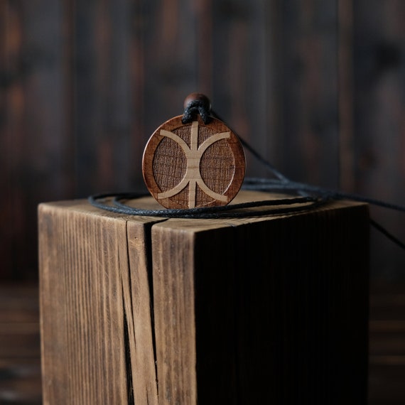 Wood Necklace-Hand of Eris Pendant, Five Fingered Hand of Eris Symbol Necklace. Goddess Eris Pendant.