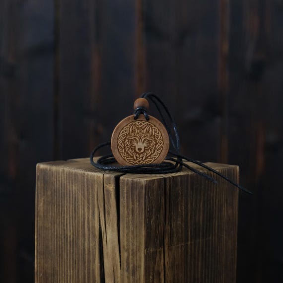 Wolf Wooden Necklace/Pendant. Made from solid sycamore wood. Round shape. Brown color. Adjustable cotton cord. Text customization.