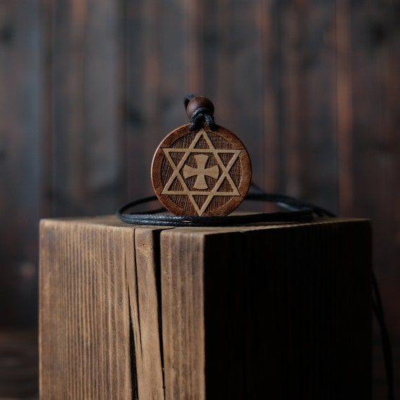 Star of David Necklace/Pendant. Made from solid sycamore wood. Round shape. Brown color. Adjustable cotton cord. Personalization