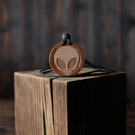 Alien Face Necklace/Area 51/Alien Head/X Files/Extraterrestrial Pendant/Sci-Fi Jewelry/UFO Necklace/Space-Themed Accessory/Wooden Alien.