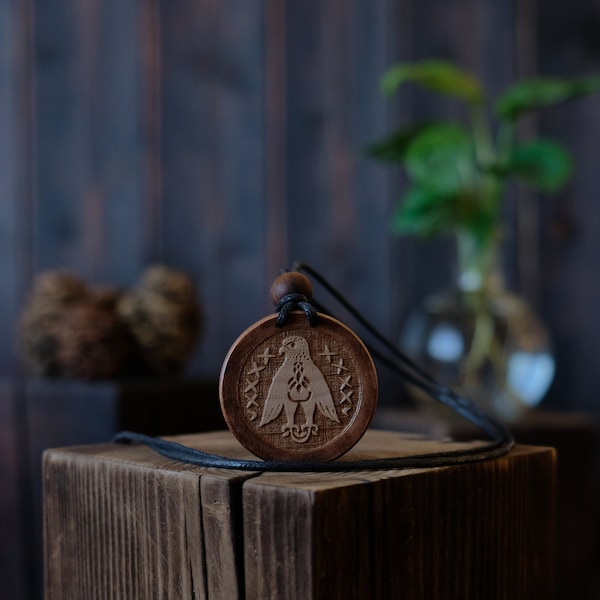 Merlin Wooden Necklace/Pendant. Made from solid sycamore wood. Round shape. Brown color. Adjustable cotton cord. Text customization.