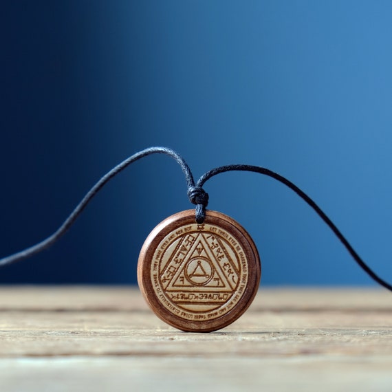 Wood Necklace-sixth Pentacle of the Sun 