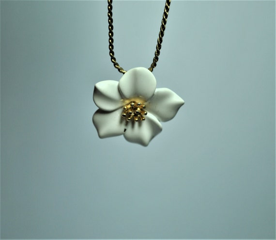 Signed Crown Trifari Enamel White Flower - image 1