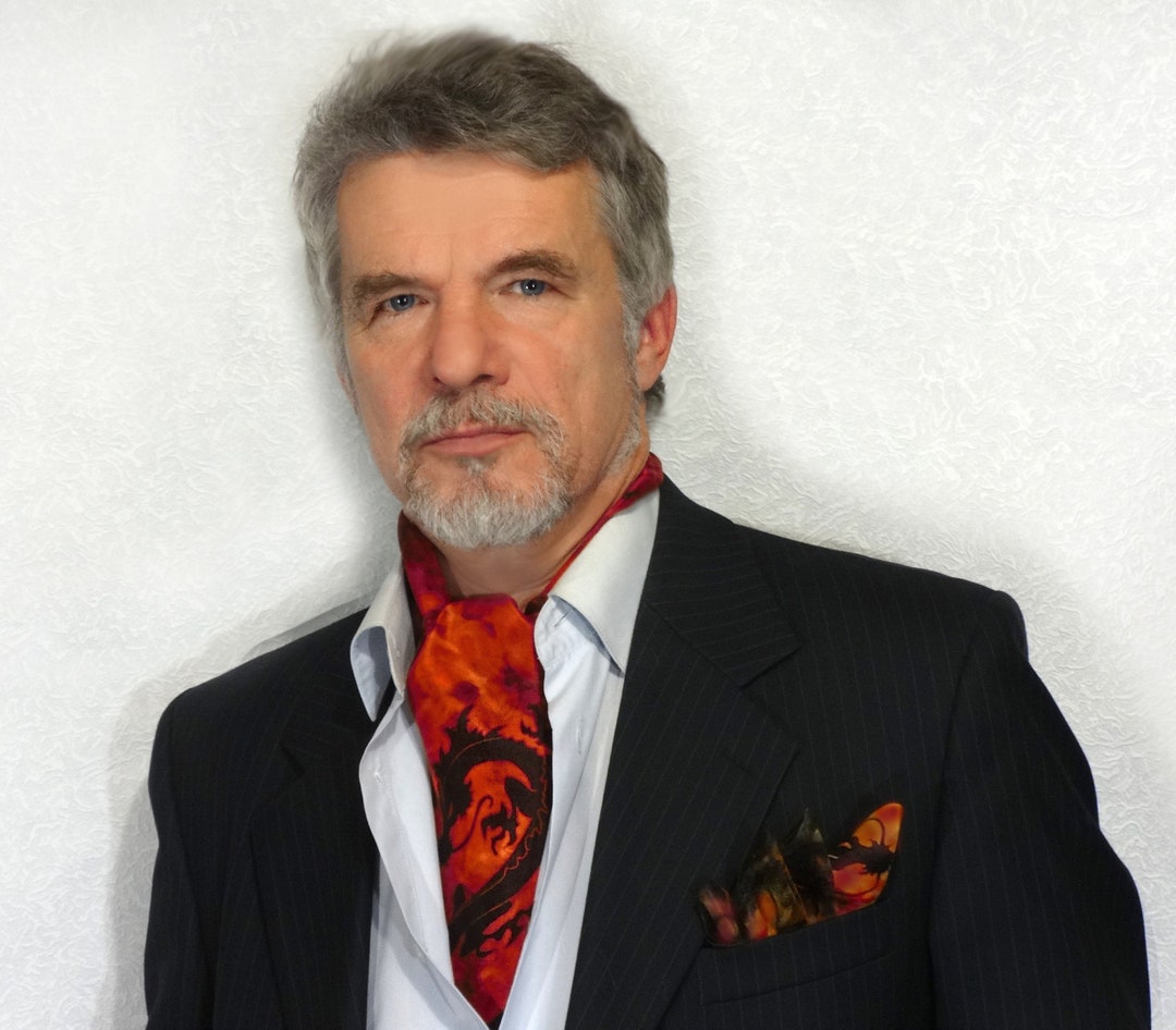 Mens Silk Ascot Scarf Hand Painted Cravat and Kerchief Set Deluxe