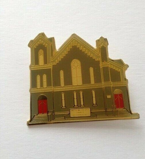 Vintage Pin Pittsfield Illinois Methodist Church B
