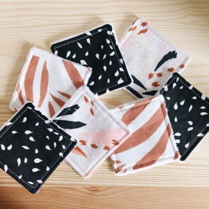 Assorted packs of 7 washable wipes (several designs available)