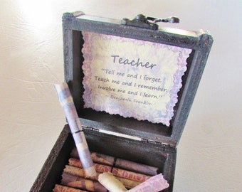 Teacher Scroll Box: Inspirational Teacher Quotes in a Keepsake Wood Chest