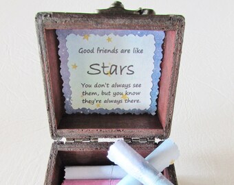 Friend Scroll Box - Friendship quotes in a cute wood box - Bestie Gift - Friend Gift - Friend Birthday - Friend Valentine Gift