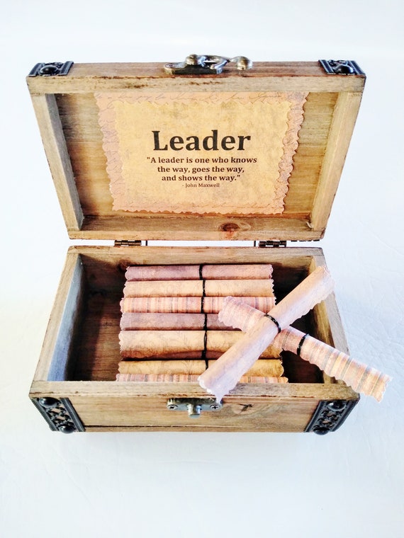 Leadership Scroll Box - Inspiring Leadership Quotes on Scrolls in a Cedar Wood Chest - Boss Gift for Men, Christmas Gift for Boss, Boss Day