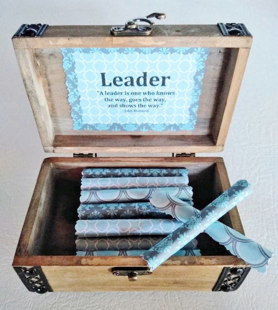 Leadership Scroll Box - Inspiring Leadership Quotes in a Cedar Wood Chest, Leadership Gift,Boss Gift for Men, Boss Gift for Women, Boss Day