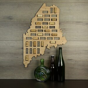 Maine Wine Cork Map, Wine Cork Display, Wine Cork Collector,Wine Cork Art,Wine Cork Home Decor, Wine Lover's Gift, Cork Collection Art