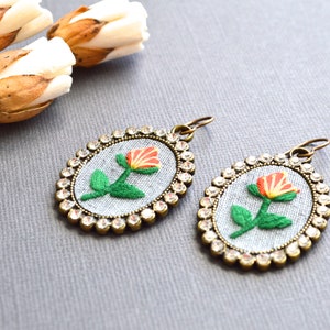 Floral embroidery design earrings, floral earrings, rhinestone earrings, floral jewelry, gift for her imagem 4