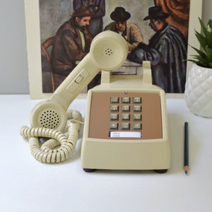 Beige push button desk phone, restored and working touch tone telephone image 3