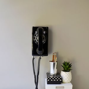 Rotary wall phone restored and working, black wall mount retro telephone image 5