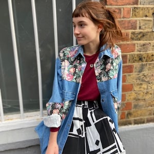 Authentic vintage 90s unisex festival denim floral shirt