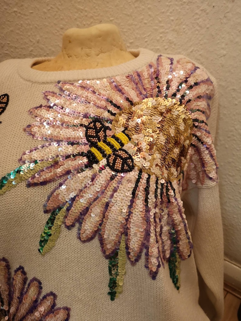 Authentic vintage sequined floral bumble bee beaded cream jumper