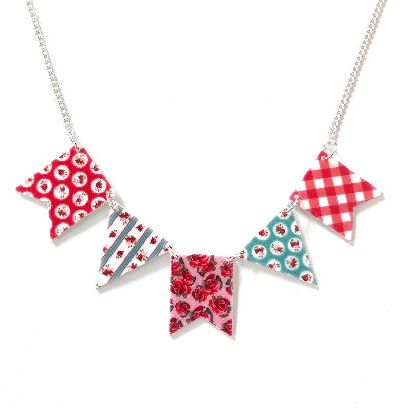 Bunting necklace - Bunting flags - Queens jubilee picnic 