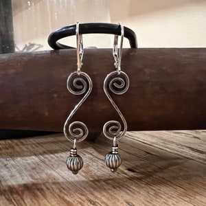 Sterling scroll Navajo pearl earrings,silver dangle earrings,leverback dangle earrings,southwestern earrings,gifts for her,jewelry gifts