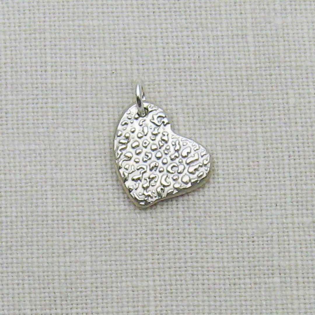 dog-nose-print-heart-charm-silver-dog-nose-dog-lover-gift-pet-nose