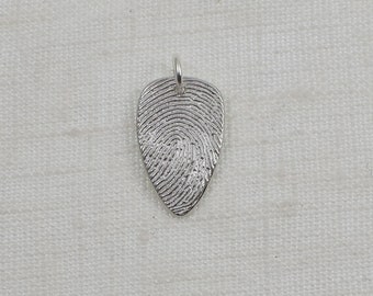 Sterling Silver Fingerprint Shield Shaped Pendant, Custom Personalized Fingerprint Jewelry, Memorial Keepsake Necklace Gift for Men