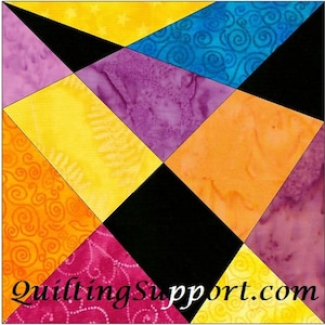 Puede incluir: Un bloque de colcha con un diseño geométrico que presenta tela amarilla, naranja, morada, azul, negra y rosa. La tela tiene una variedad de patrones, que incluyen remolinos, puntos y diseños florales. El bloque de colcha está formado por nueve cuadrados, cada cuadrado contiene un color y un patrón diferente.