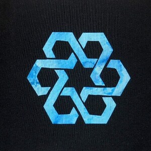 Easy Simple Celtic Knot Geometric Quilt Applique Pattern Design