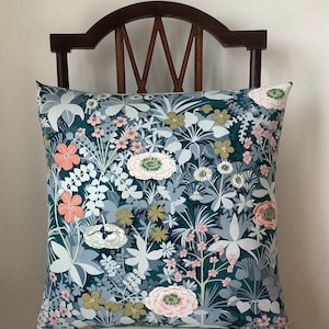 Pat Albeck &quot;Italian Garden&quot; Vintage Fabric Cushion